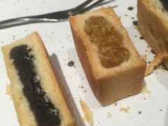 凤梨饼-竹里馆·淮扬菜·功夫茶(老门东店)