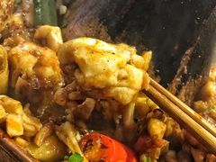 -巴四老城区炭火蛙锅(张江店)
