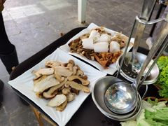 -蘑统田下·野生菌火锅