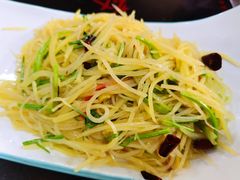 -雪野鱼头大王邢府公老店(雪野湖店)