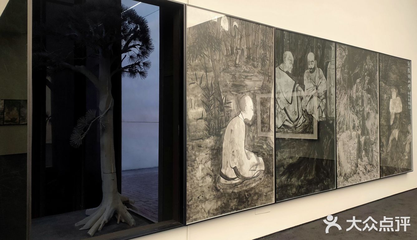点评欠TA一个姓名–香格纳画廊