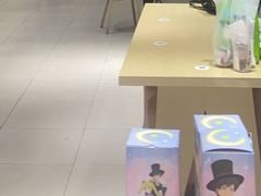 -奈雪的茶(市百一店)