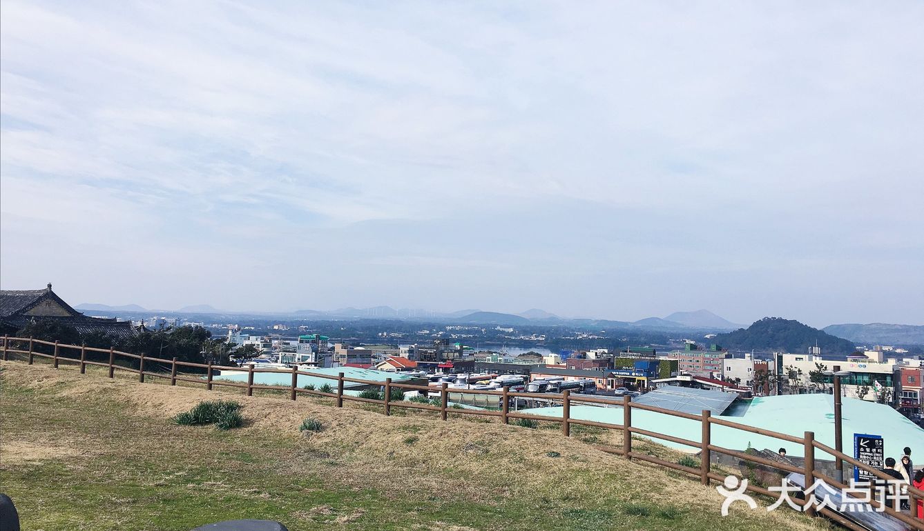 它可是被列入“世界自然遗产”的著名山峰