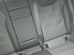 -上海星瀚奔驰4S店(红柳路店)