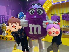 -m豆巧克力世界(上海世茂广场店)