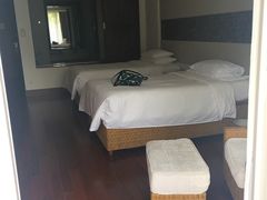 -三亚亚龙湾雅高美爵酒店