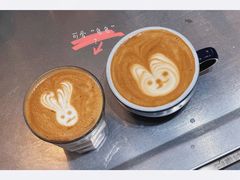 -Be Lived Cafe比例咖啡(摩天轮店)