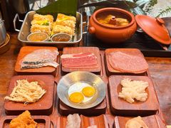 -银米·云南传统过桥米线(双廊黑金冠店)