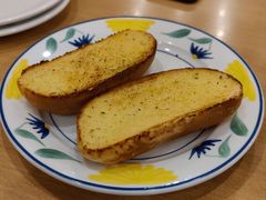 特制蒜香面包-萨莉亚意式餐厅(苏州食百家店)
