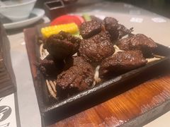 -穹六人间 people 6(岳阳路店)