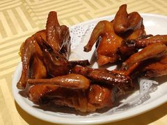 招牌烤乳鸽-石岐佬中山菜馆(张溪店)