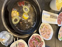 -野迹·石橄榄鸡·烧烤(新洲店)