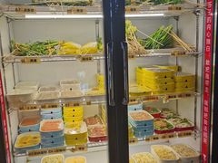-签多多串串香火锅