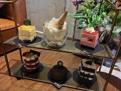 -ZING COFFEE 镜咖啡