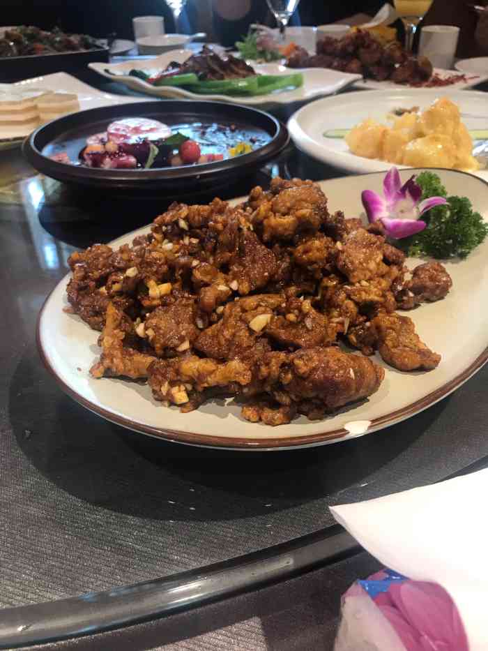 华夏酒楼(白堤路店)-"中规中矩的天津菜馆,请亲戚们吃饭感觉不错.