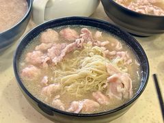 肉丸肉片汤生面-鑫馨餐厅