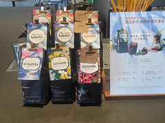 -星巴克臻选(上海合生汇1F店)