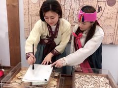 -BHC炸鸡(明洞总店)