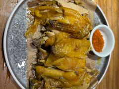 -头上红煨盐鸡·非遗院子餐厅