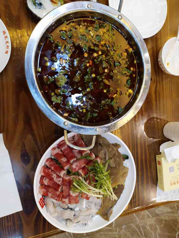 瑞龙龙虾馆(新里城店)-"第一次来离得很近之前一直听说这家龙虾.