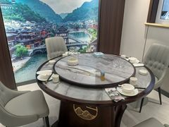 -三湘四水湖南特色餐厅(颐景公寓店)