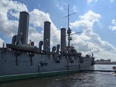 -阿芙乐尔号巡洋舰