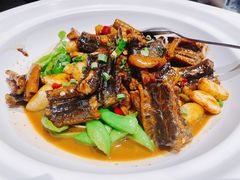 -楚山晓·湖北菜(武汉光谷K11店)