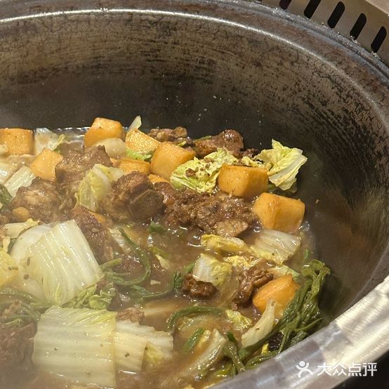 家常菜铁锅炖