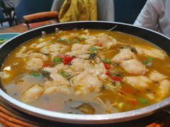 -有红鸡毛店·川菜(建设路店)