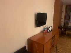 -无锡鼎尚皇冠酒店