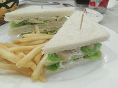 -静之湖湖畔餐厅