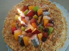 -皇冠幸福里动物奶油生日蛋糕(常青中路店)