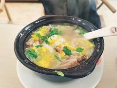 -闫家驴肉老店(华电一校店)