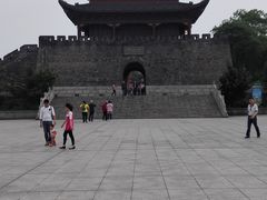 -巴陵广场