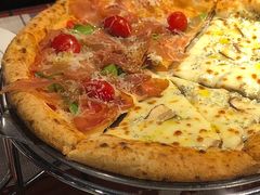 双拼披萨-Primo·丽莫意大利窑烤披萨