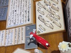 -十八字金·银饰·拼豆·开蚌DIY(魏公芳华里店)