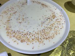 -白鹿苑蒙餐(鄂温克宾馆店)