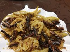 -李春秋驴肉火烧总店