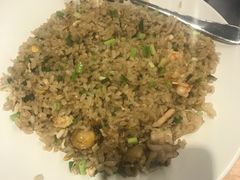 -臻鲜燕海鲜融合餐厅(金陵style店)