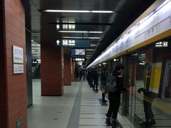 -白石桥南(地铁站)
