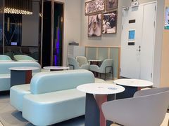 -奈雪的茶(优特汇店)