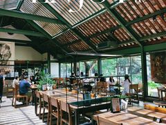 -喜洲吧·江畔老船厂·庭院餐厅(喜临院店)