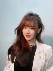 -变画·发型STUDIO