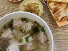 -石门侯·石门馄饨侯(革新北街店)