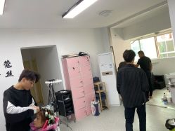 点击看大图 -施华蔻美发连锁