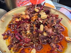 -何师烧烤Pro ·江湖川菜·小龙虾·精酿(太古里旗舰店)