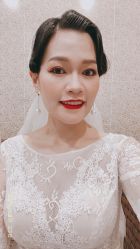 -现代经典婚纱摄影