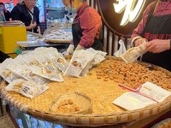 -八一路好吃街(雨田商务大厦店)