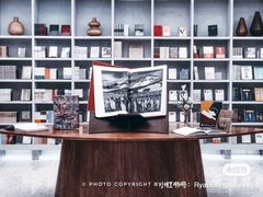 -二酉书店TOYOU BOOKS