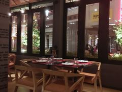 大堂-WOLFGANG PUCK KITCHEN & BAR(迪士尼小镇店)